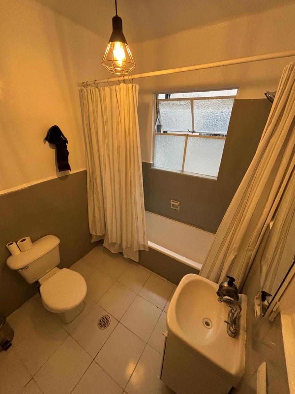 3 Bedroom And Condesa *